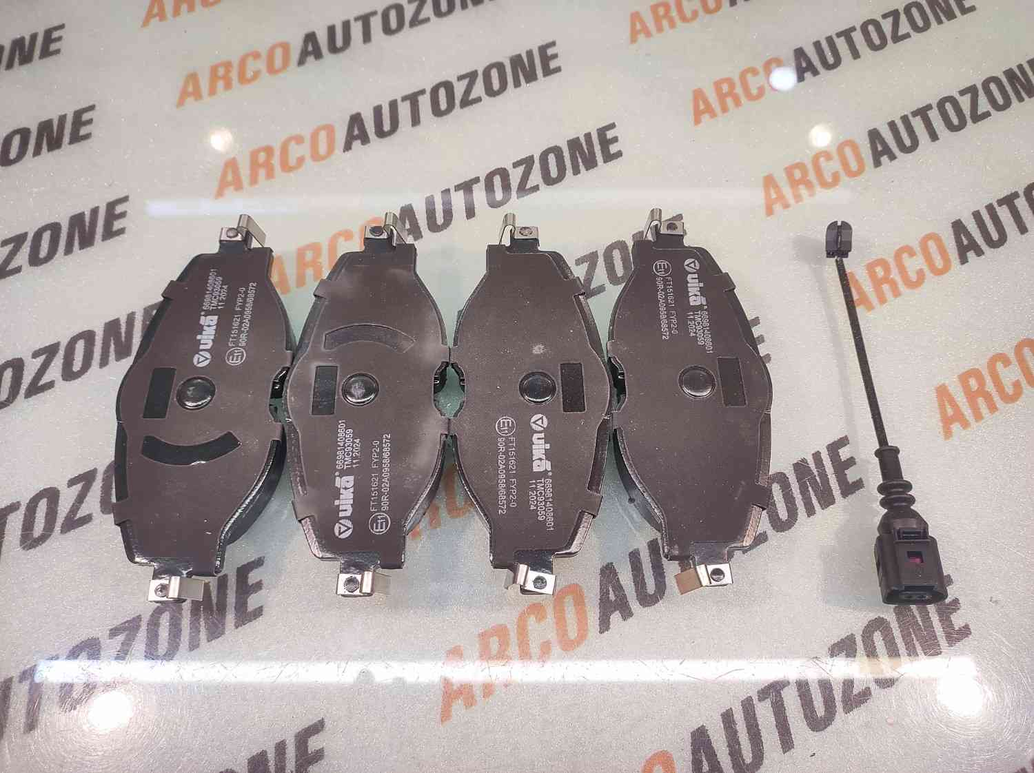 3090484