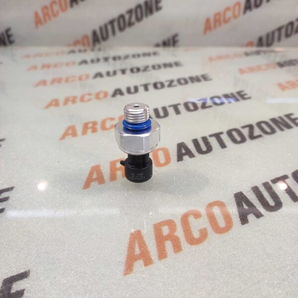 OIL PRESSURE SENSOR XUV 500 SCORPIO 0315CAW00371N